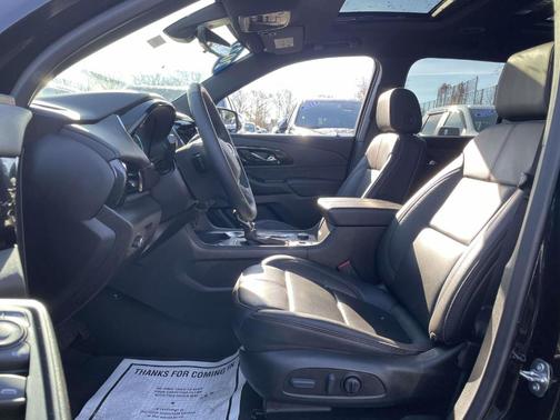 2023 Chevrolet Traverse RS