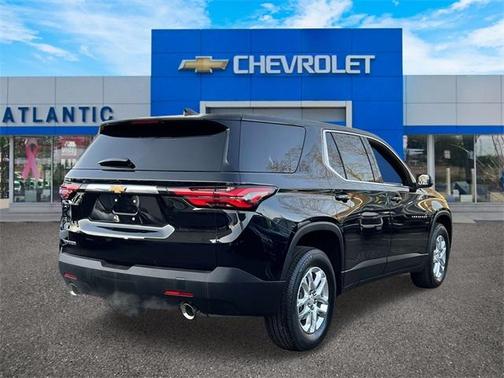 2023 Chevrolet Traverse LS