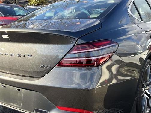 2025 Genesis G70 2.5T