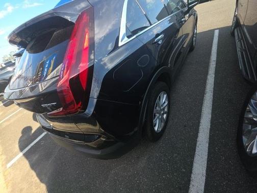 2023 Cadillac XT4 Luxury