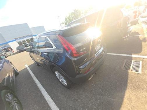 2023 Cadillac XT4 Luxury
