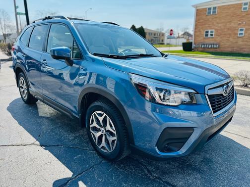 Blue 2019 Subaru Forester Premium