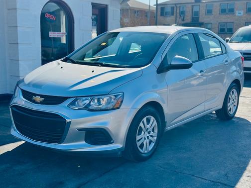 2018 Chevrolet Sonic LS