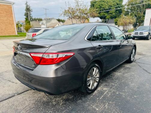 2015 Toyota Camry SE