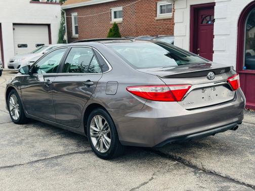 2015 Toyota Camry SE