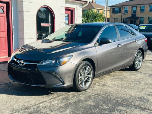 2017 Toyota Camry SE