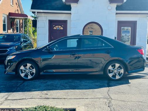 2014 Toyota Camry SE