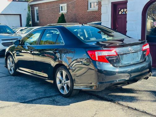 2014 Toyota Camry SE