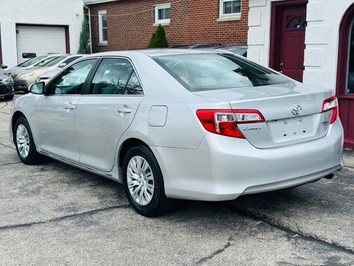 2014 Toyota Camry LE