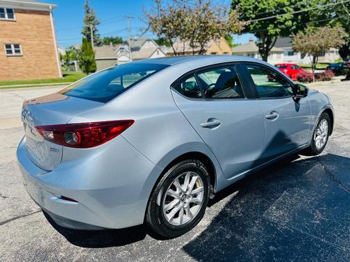 Silver 2017 Mazda Mazda3 Sport