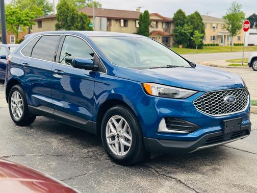 Blue 2024 Ford Edge SEL
