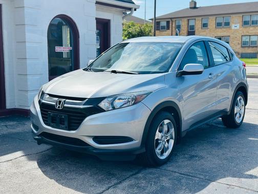 Silver 2017 Honda HR-V LX