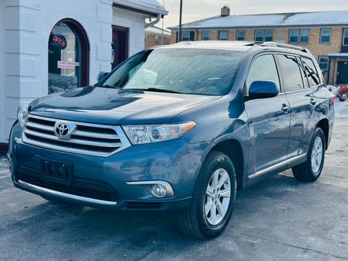 2013 Toyota Highlander Base