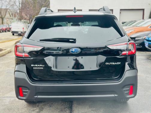 2022 Subaru Outback Premium