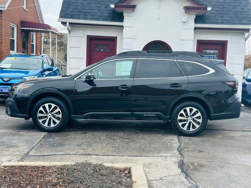 2022 Subaru Outback Premium