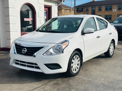 2019 Nissan Versa 1.6 S