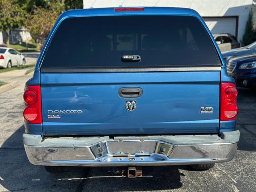 2005 Dodge Dakota SLT