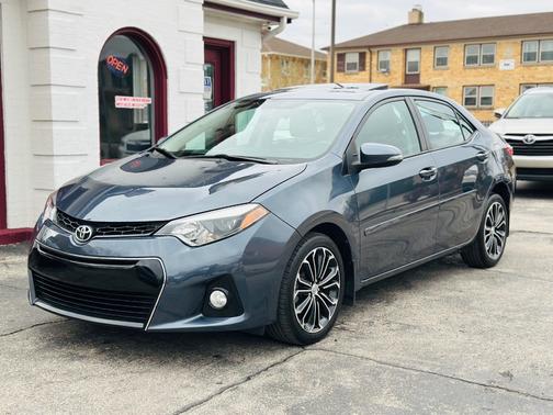 Gray 2016 Toyota Corolla S Premium