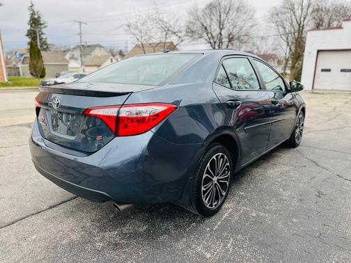 Gray 2016 Toyota Corolla S Premium