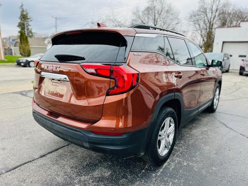 ORANGE 2019 GMC Terrain SLE