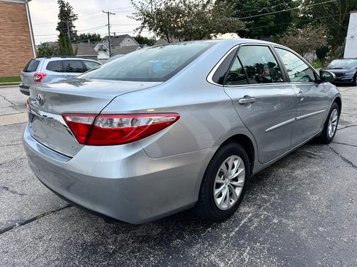 SILVER 2017 Toyota Camry LE