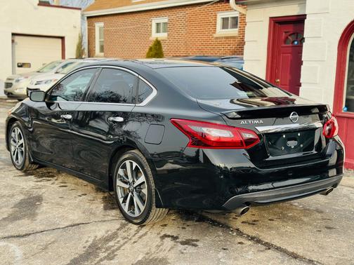 2017 Nissan Altima 2.5 SR