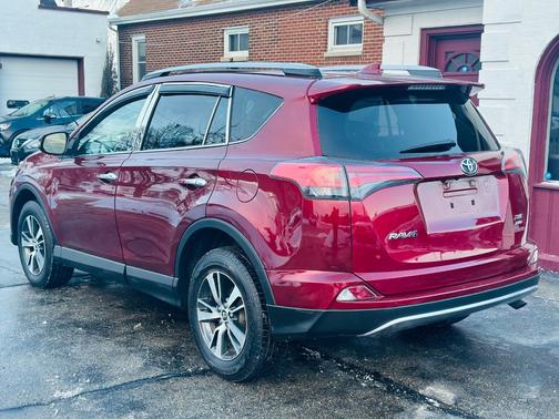 2018 Toyota RAV4 XLE