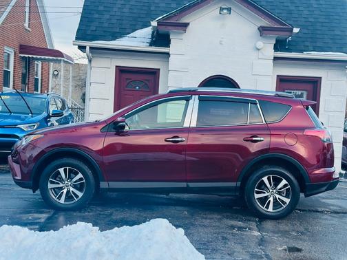 2018 Toyota RAV4 XLE