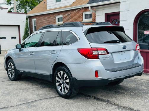 Silver 2015 Subaru Outback 2.5i Limited
