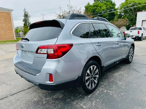 Silver 2015 Subaru Outback 2.5i Limited