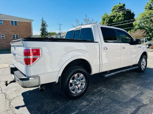White 2014 Ford F-150 Lariat
