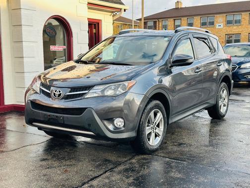 Gray 2015 Toyota RAV4 XLE