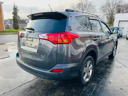 Gray 2015 Toyota RAV4 XLE