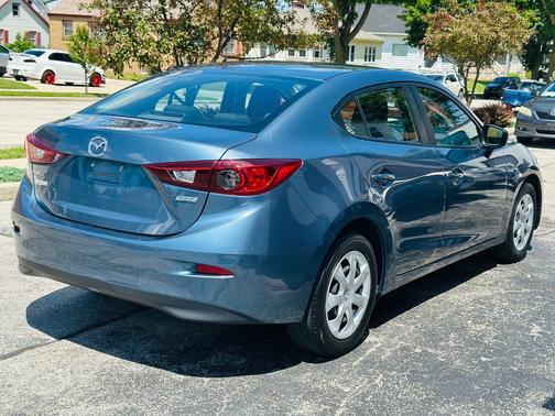 2015 Mazda Mazda3 i Sport