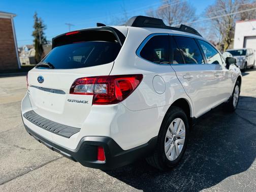 2019 Subaru Outback 2.5i Premium