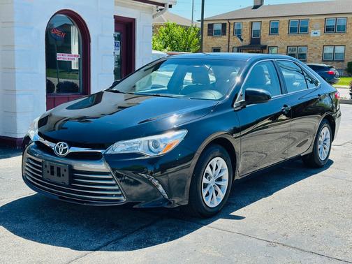 Black 2015 Toyota Camry LE