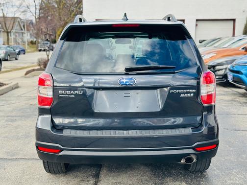 2016 Subaru Forester 2.5i Limited