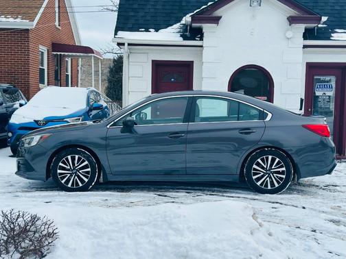 2018 Subaru Legacy 2.5i Premium
