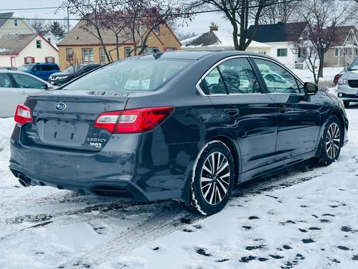 2018 Subaru Legacy 2.5i Premium
