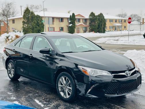 2017 Toyota Camry SE