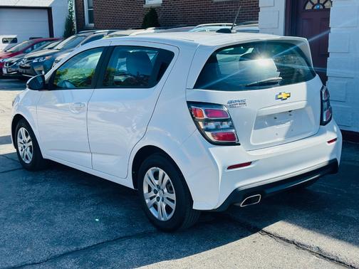 2017 Chevrolet Sonic LT