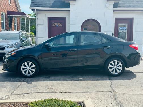 BLACK 2015 Toyota Corolla LE
