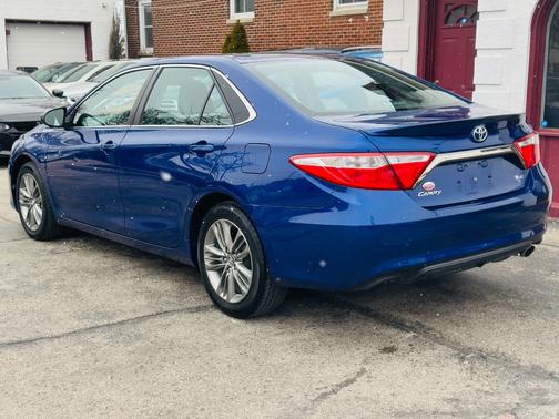 2015 Toyota Camry SE