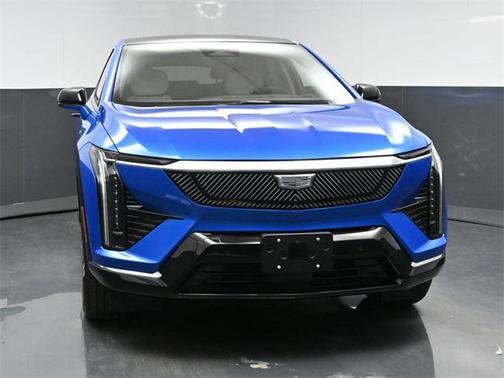 2025 Cadillac OPTIQ Luxury 1 AWD