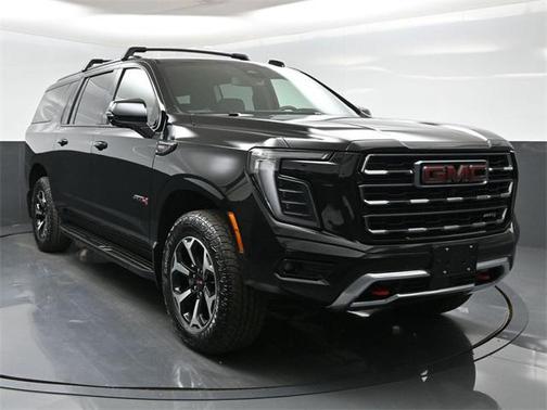 2025 GMC Yukon XL 4WD AT4