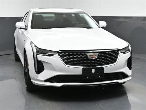2026 Cadillac CT4 Luxury RWD