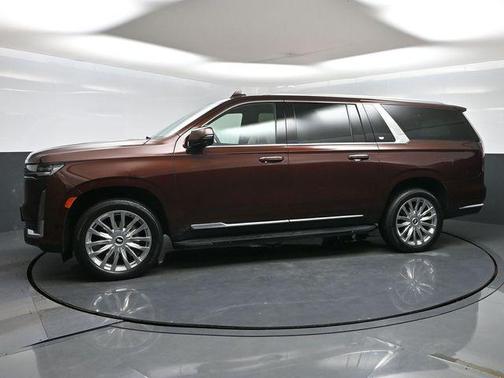 2022 Cadillac Escalade ESV Premium Luxury