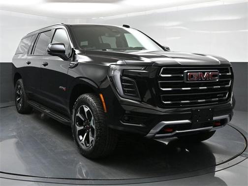 2025 GMC Yukon XL 4WD AT4