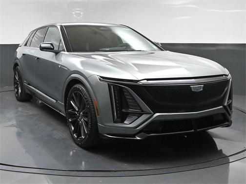 2026 Cadillac LYRIQ V Premium