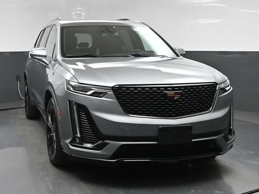 Argent Silver Metallic 2023 Cadillac XT6 Premium Luxury AWD